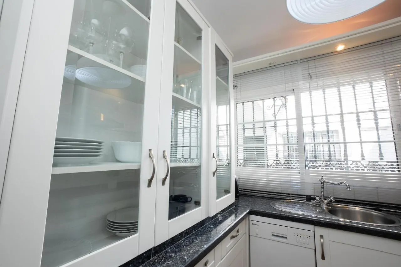 M&G Acqua Private Pool Apartment Nerja